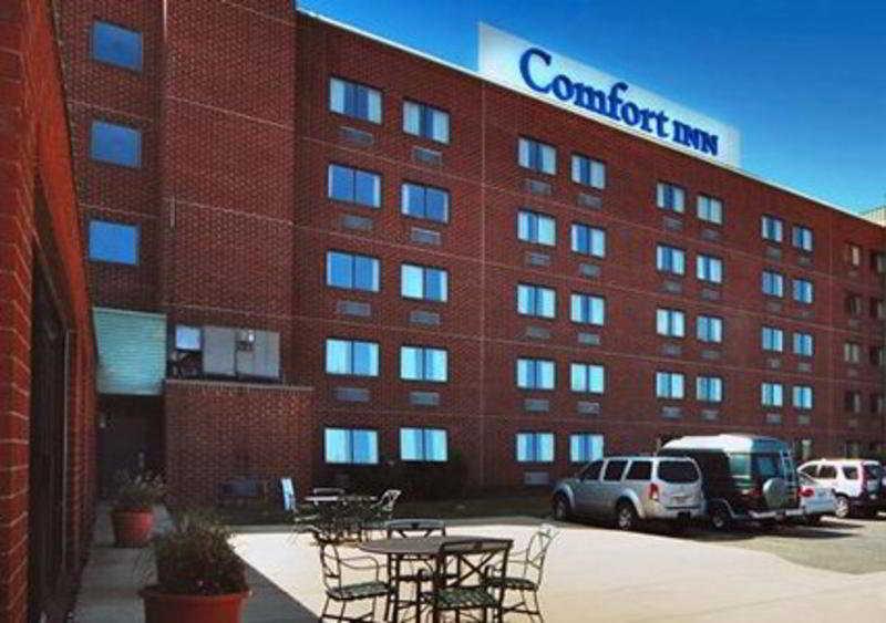 Quality Hotel Эссингтон Экстерьер фото