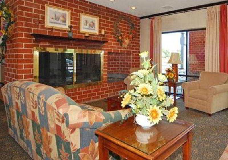 Quality Hotel Эссингтон Экстерьер фото