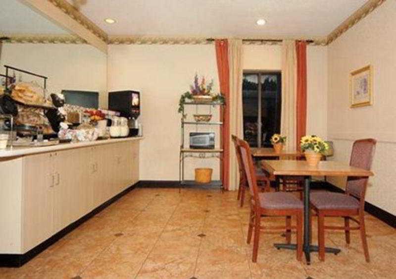 Quality Hotel Эссингтон Экстерьер фото