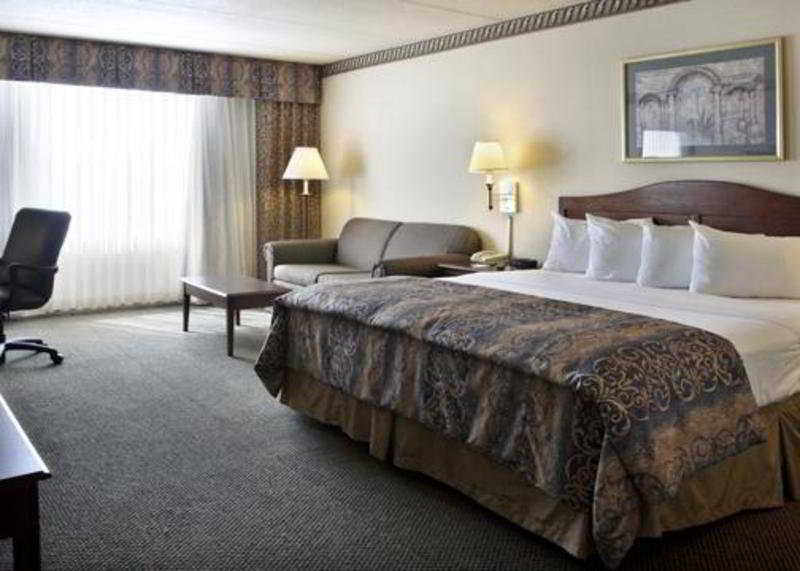 Quality Hotel Эссингтон Экстерьер фото